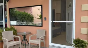Angeligue Studio with Balcony - Image 3