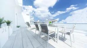 Sea Breeze Apartments - Image 4