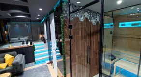 PentLux - SPA Penthouse in the heart of Skopje - Image 4