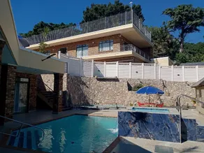 Pink Rock Villa  - Image 3