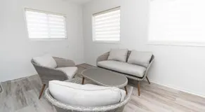 County Cove - Wellington Suite - Two-Bedroom Wellington Apartment - Image 3