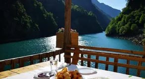 Riverside Komani Lake - Image 4