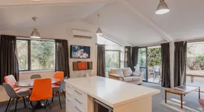 Lake Tekapo Cottages - Image 4