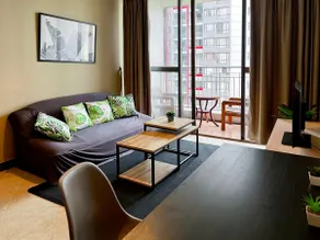 Large and Strategic Rasuna Apt 3BR with WiFi &Pool - Image 2