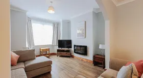 The Broadway - Image 2