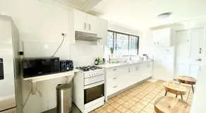 Mascot Private Rooms Near Sydney Airport & CBD - Image 2
