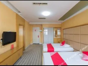 Changrui Business Hotel - Image 4