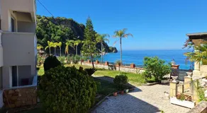 Castle Hotel - Image 3