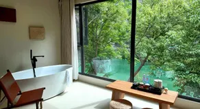 Taofanting Riverside Hotel - Image 2