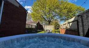 Tranquil Hideaway with Hot Tub and Pool Table - Image 4