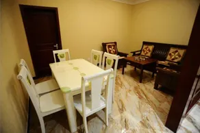 Sanhe HuiFu International Business Hotel - Image 5
