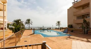 Ap Castell Beach - Image 3