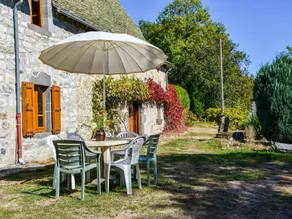 Peaceful Mountain Retreat - Image 4
