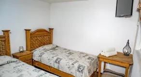 Hostal Makea Pachuca - Image 2