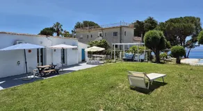 Villa Elvira Hollywood rooms - Image 4