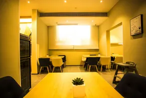 HuaTing Hotel (Lixin Colorful World Branch) - Image 4