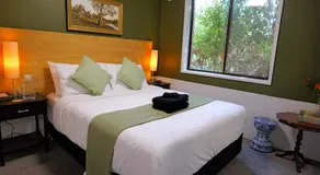 Cozy Hommee In Between CBD & Airport - Free Parking & Self Check-In - Image 2