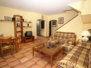 Quaint Villa in Navata with Fenced Garden - Image 5