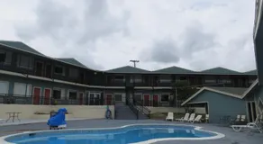 Flagship Inn - Image 3