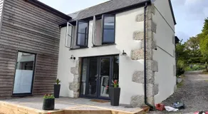 Luxurious property set in the heart of Cornwall with breathtaking views -Rhubarb Cottage - Image 4