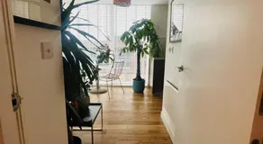Executive Riverside Stay With Workspace & Fast WiFi - Image 4