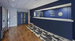 Travelodge Cardiff Central - Image 4