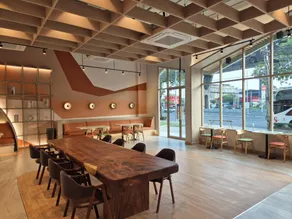 The Publyc Hotel - Image 5