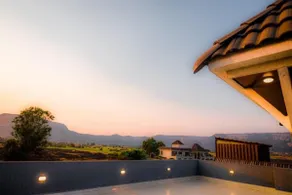Triveni Stays 11:11 5BHK Luxury Villa In Lonavala - Image 4
