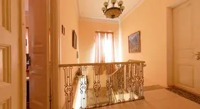 House 1899 - Image 3