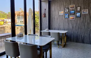 Weizhou Island Banyuexin Yumei Villa Resort Hotel (Shell Beach Blue Bridge) - Image 3