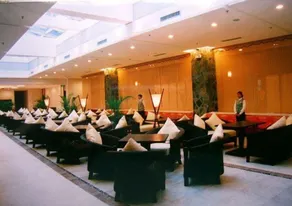 Longsheng Hot-spring Hotel - Image 4