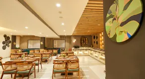 Visthara Hotel - Image 5
