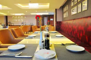 Ming Yi Hotel - Image 4