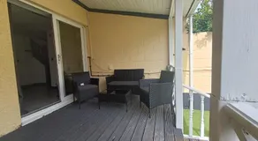 Hidden Gem with Hot Tub, Cinema and Secure Parking - Image 4