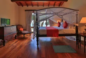 South Point Villa - Beach Front 3 bedrooms villa - Image 2