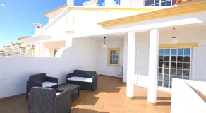 magnifique et spacieuse villa avec piscine privative - Image 3