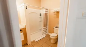 Gifford-Risley House Bed and Breakfast - Image 2