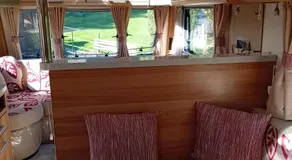 Railway cottage caravan - Image 5