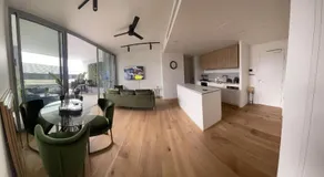 Little Lane Apartments New, Very Chic, Comfortable, Fully Air conditioned 2 Bed K,Q & 2 Bathrooms In Heart Of Fremantle Equiped Kitchen & Laundry Large furnished balcony with BBQ 3x Smart TV Free internet 1 Free secure undercover car bay - Image 3