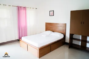 Alberto's Lodging House - Image 4