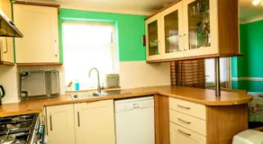 Modern 3BR Home Ideal for Work and Family - Image 4