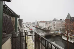 Large Apt · View of Nyhavn - Image 5