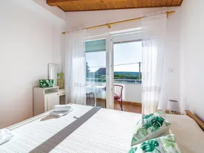 Holiday Home Villa Ksenija - Image 2