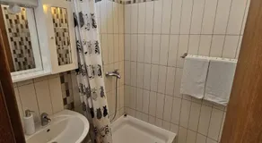 Apartment in Duce with sea view, balcony, air conditioning, W-LAN 5067-4 - Image 2