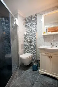 Megara Hotel - Image 3