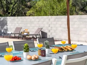 Villa with air conditioning and heated private swimming pool in enclosed garden near Beaufort - Image 3