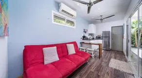 Cute, modern Tiny home with pool for 2 people in Playa Potrero - Image 2