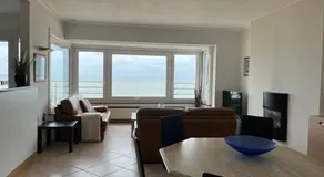 Spacious Apartment With Sea View - Image 3