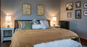 Wine Country Oasis Charming Farmhouse 10 Acres - Image 2