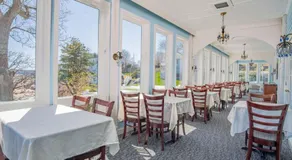 Yankee Clipper Inn - Image 4